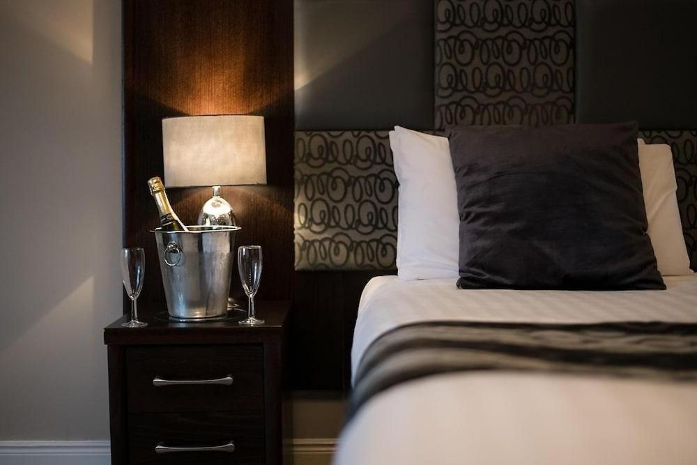 Buchanan Arms Hotel & Leisure, Sure Hotel Collection Drymen Exteriör bild